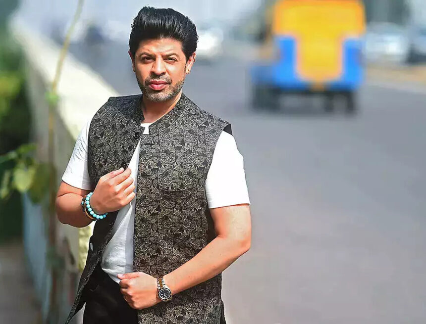 three armed men attempt robbery at   Ssumier Pasricha’ s house