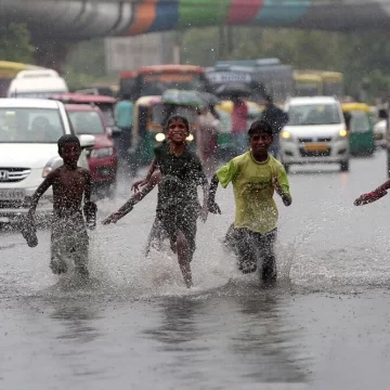 IMD predicts rain, thunder storms in Delhi,ncr