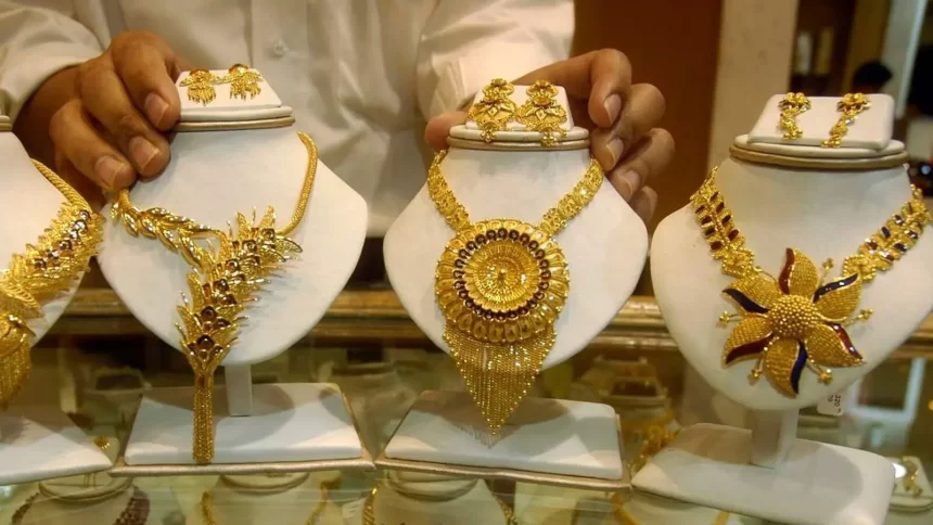 Gold, silver Precious metals record hike on MCX