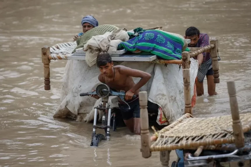 Raging Yamuna flowing at record level; spills onto streets in Delhi