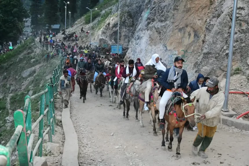 Amarnath Yatra temporarily suspended due to bad weather