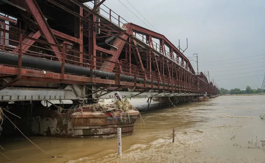 Yamuna Water Levels Recedes In capital, Still Flowing Above Danger Mark