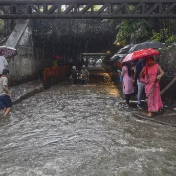 Mumbai sank due to corruption: Uddhav Sena slams Maha govt