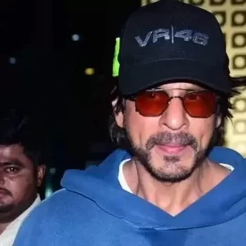 SRK spotted at Mumbai airport in perfect health amid reports of accident
