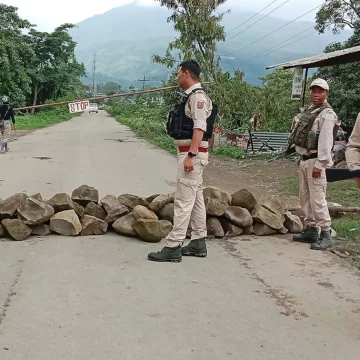 Kuki-Zo Group Again Blocks Highways In Manipur