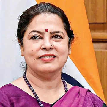 West Bengal has turned into land of ‘bomb, bullet & Beti ke sath anyay’:MoS Meenakshi lekhi