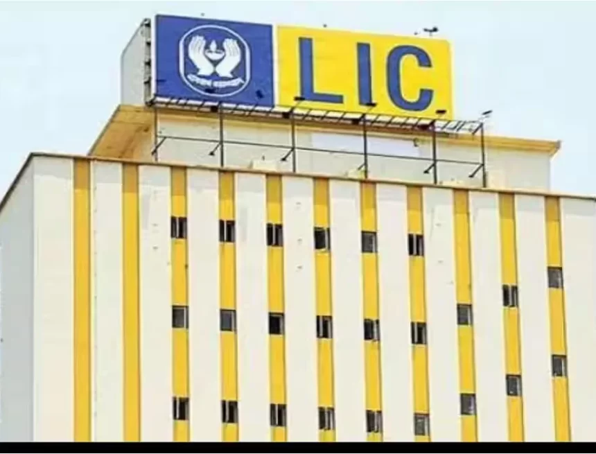 LIC sells over 2 pc stake in Sun Pharma for Rs 4,699 crore LIC sells over 2 pc stake in Sun Pharma for Rs 4,699 crore