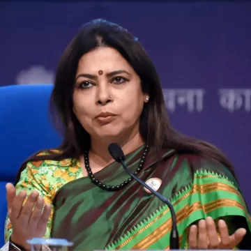 Congress looted Chhattisgarh, pushed it into darkness, says MoS Meenakshi Lekhi