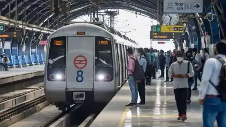 DMRC Passengers Can Now Book QR-Based Tickets Using Paytm