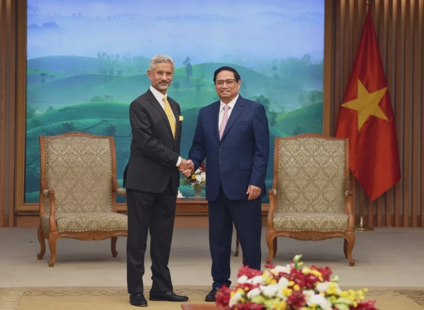 EAM Jaishankar meets Vietnamese PM, pushes for closer India-Vietnam cooperation in Indo-Pacific