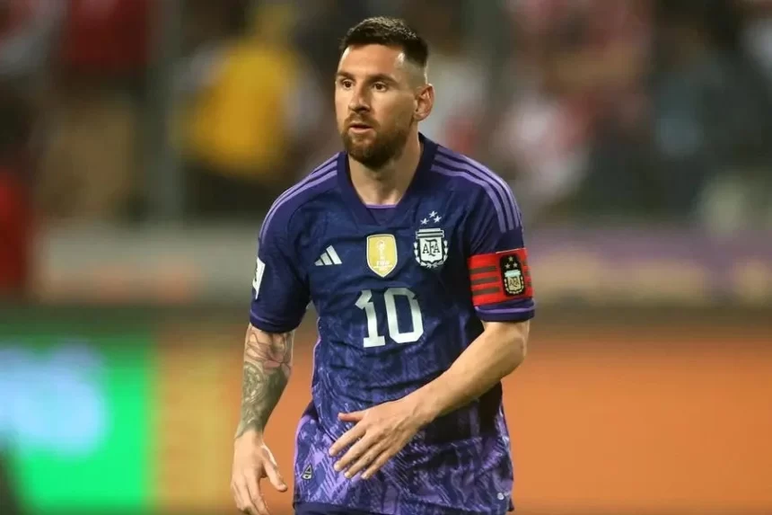 Messi scores 2 in Argentina’s World Cup qualifying win over Peru