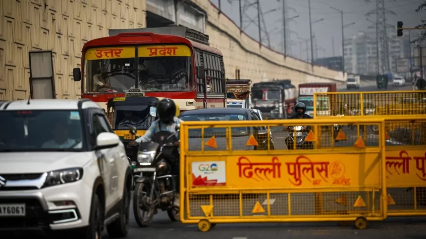 Entry Of Buses In Delhi To Be Restricted Under Final Stage Of Pollution Plan