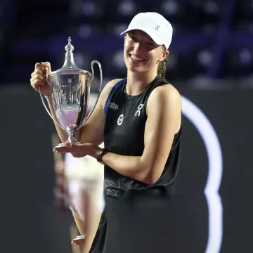 Iga Swiatek Thrashes Jessica To Win WTA Finals