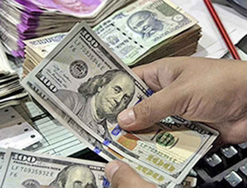 Rupee slips 2 paise to 83.25 against US dollar in early trade Rupee slips 2 paise to 83.25 against US dollar in early trade