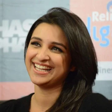 Parineeti Chopra “Hates Road Trips” But “Smiles”. Here’s Why
