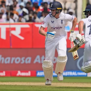 2nd Test: India need nine wickets, England need 332 runs