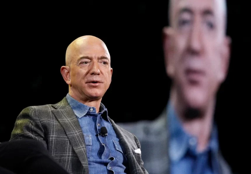 Jeff Bezos sells $4 bn of Amazon shares, cashes in on Amazon rally