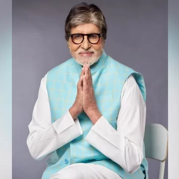 Amitabh Bachchan undergoes an angioplasty in Mumbai