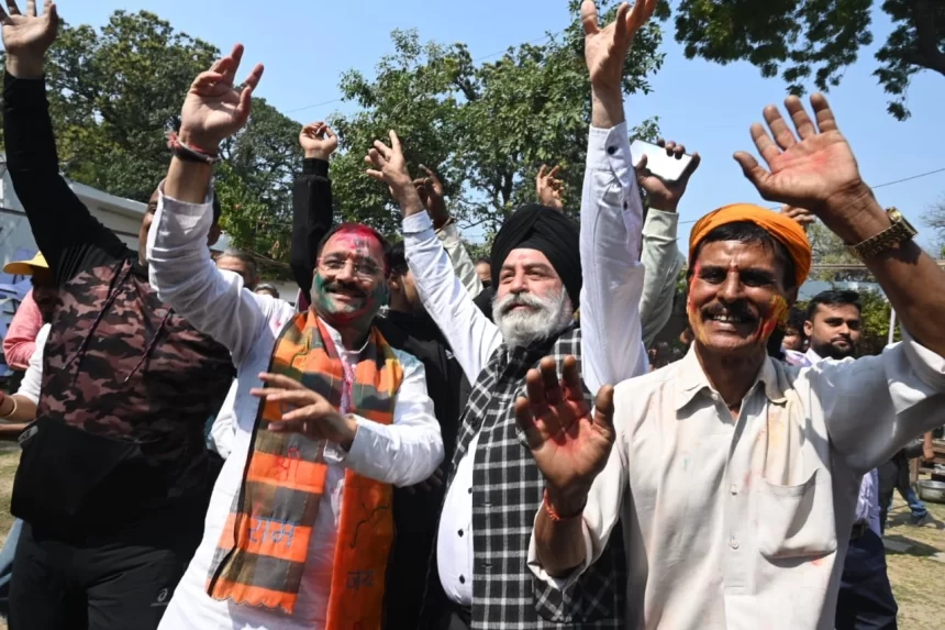 Delhi BJP celebrates Holi with refugees from Pakistan and Afghanistan