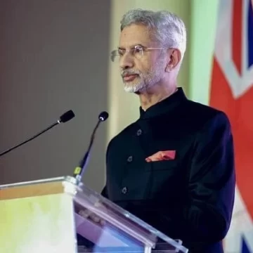 Choice for people is whether ‘gaadi of Bharat’ should go on higher or reverse gear, DR. S Jaishankar At PHD Chambers