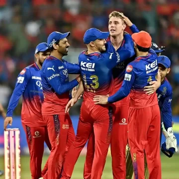 IPL 24: RCB Beat DC by 47 Runs to Stay in Race to the Playoffs