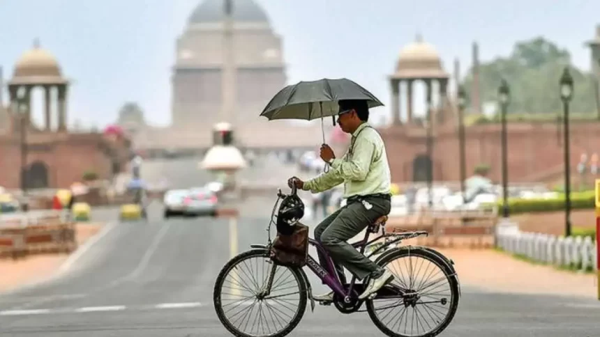 Monsoon to hit Kerala in 5 days; severe heat wave in Delhi till May 29