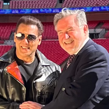 Salman Travels To London Amid Death Threats, British MP Shares Photos