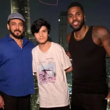 Salman goes shopping in Dubai mall, meets Jason Derulo