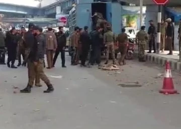 12 shoppers at Srinagar’s busy Sunday market injured in grenade attack