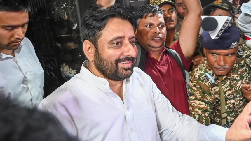 Court Orders Release Of AAP’s Amanatullah Khan In Money Laundering Case On Bail