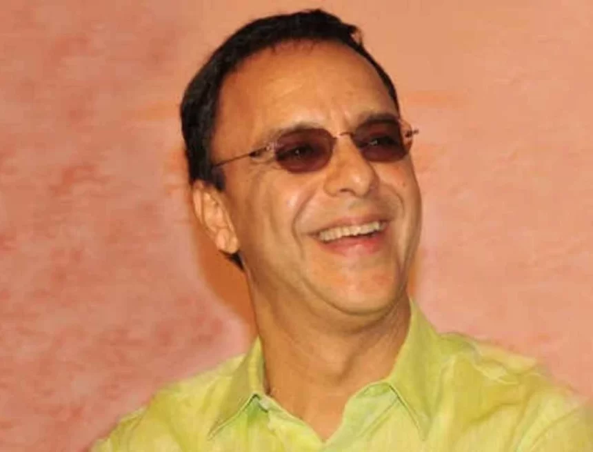 Vidhu Vinod Chopra CONFIRMS sequels to 3 Idiots and Munna Bhai