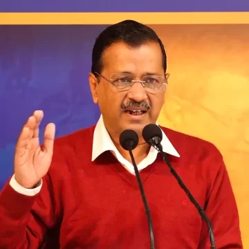 EC asks Kejriwal to provide evidence of Haryana govt ‘poisoning’ Delhi water