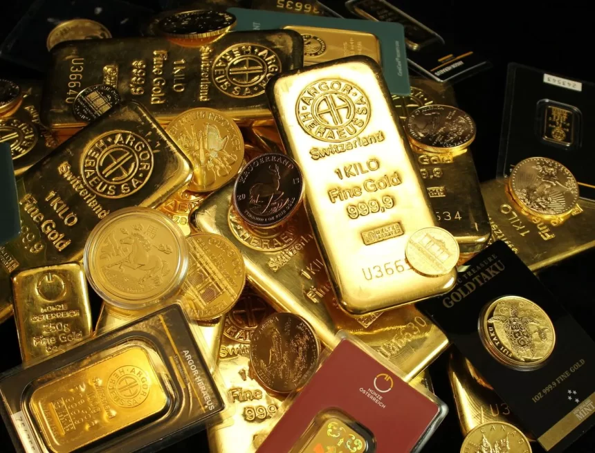 Gold continues to shine, jumps to ₹84,900 per 10 grams