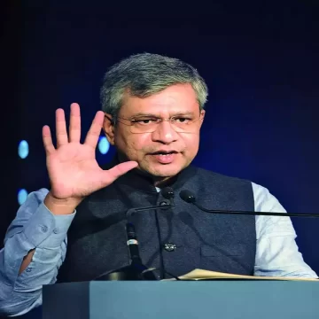 First ‘Made in India’ semiconductor chip expected to be rolled out by 25: Vaishnaw