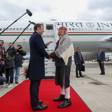 PM Modi Concludes France visit: Modi, Macron discuss AI, defence, and trade aboard presidential jet