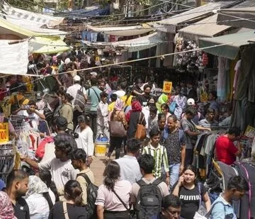 Midnight demolition drive at Sarojini Nagar market leaves traders furious