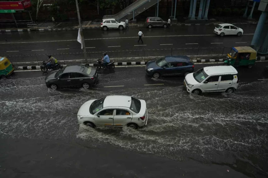 Rain with thunderstorms likely in Capital today; IMD issues yellow alert