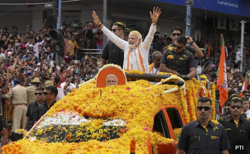 PM Modi’s Massive Roadshow In Bengaluru PM Modi’s Massive Roadshow In Bengaluru