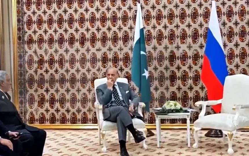 Pakistan PM Sharif ‘gatecrashes’ Putin–Erdogan meeting after ‘40-minute wait’