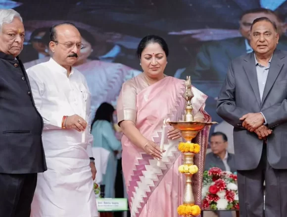 Delhi CM Launches Underground Cabling Project to Untangle Chandni Chowk