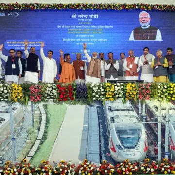 PM flagged off Meerut Metro And Namo Bharat train
