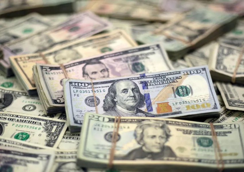 India’s Forex kitty jumps by $14.361 bn to new peak of $723.774 bn