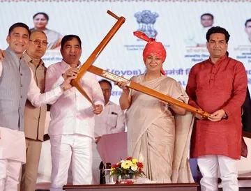 Delhi CM lays stone for 49 development projects worth Rs 264 cr in Mundka