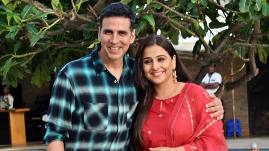 Akshay Jets Off to Kerala With Vidya to Shoot for Anees Bazmee’s Next Akshay Jets Off to Kerala With Vidya to Shoot for Anees Bazmee’s Next