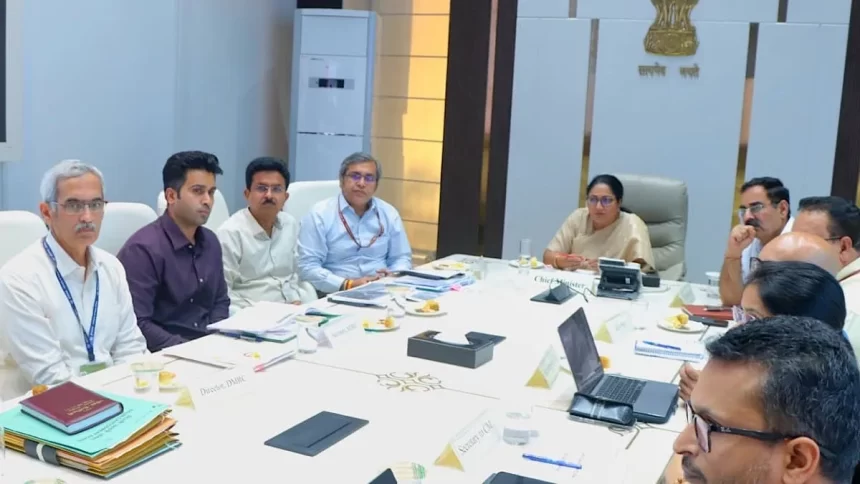 Delhi CM reviews preparedness to tackle waterlogging ahead of monsoons, June 30 deadline set for drain de-silting