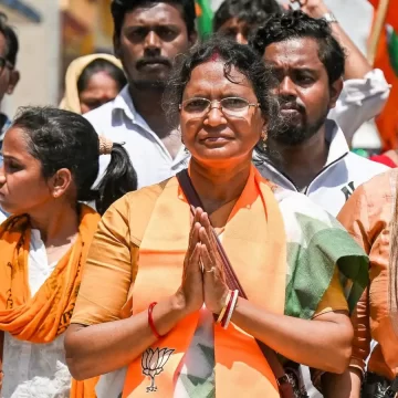 ‘For my daughter and for justice’: R G Kar victim’s mother channels grief into poll battle against TMC ‘For my daughter and for justice’: R G Kar victim’s mother channels grief into poll battle against TMC