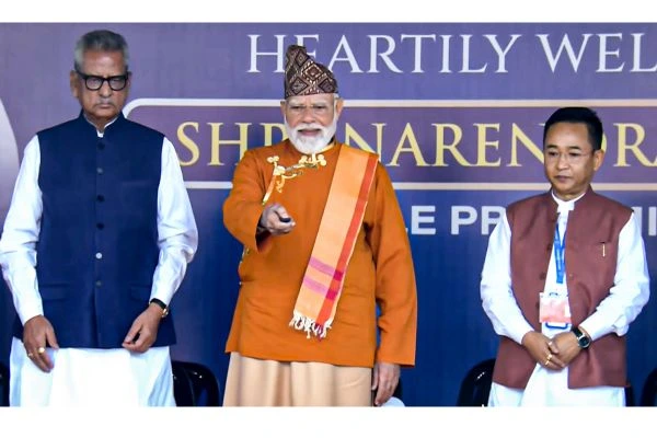PM Modi inaugurates ₹4,000 crore development projects in Gangtok; attends Sikkim’s 50th Year of Statehood Celebrations PM Modi inaugurates ₹4,000 crore development projects in Gangtok; attends Sikkim’s 50th Year of Statehood Celebrations