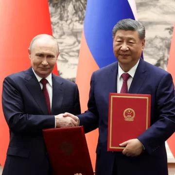 Xi and Putin unite to criticise US, but fail to clinch big gas deal