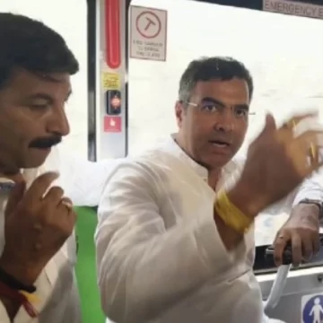MP Manoj Tiwari And Minister Parvesh review development Work In Rohtas Nagar MP Manoj Tiwari And Minister Parvesh review development Work In Rohtas Nagar