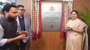 CM inaugurates citizen lounge, learning centre at DM office CM inaugurates citizen lounge, learning centre at DM office